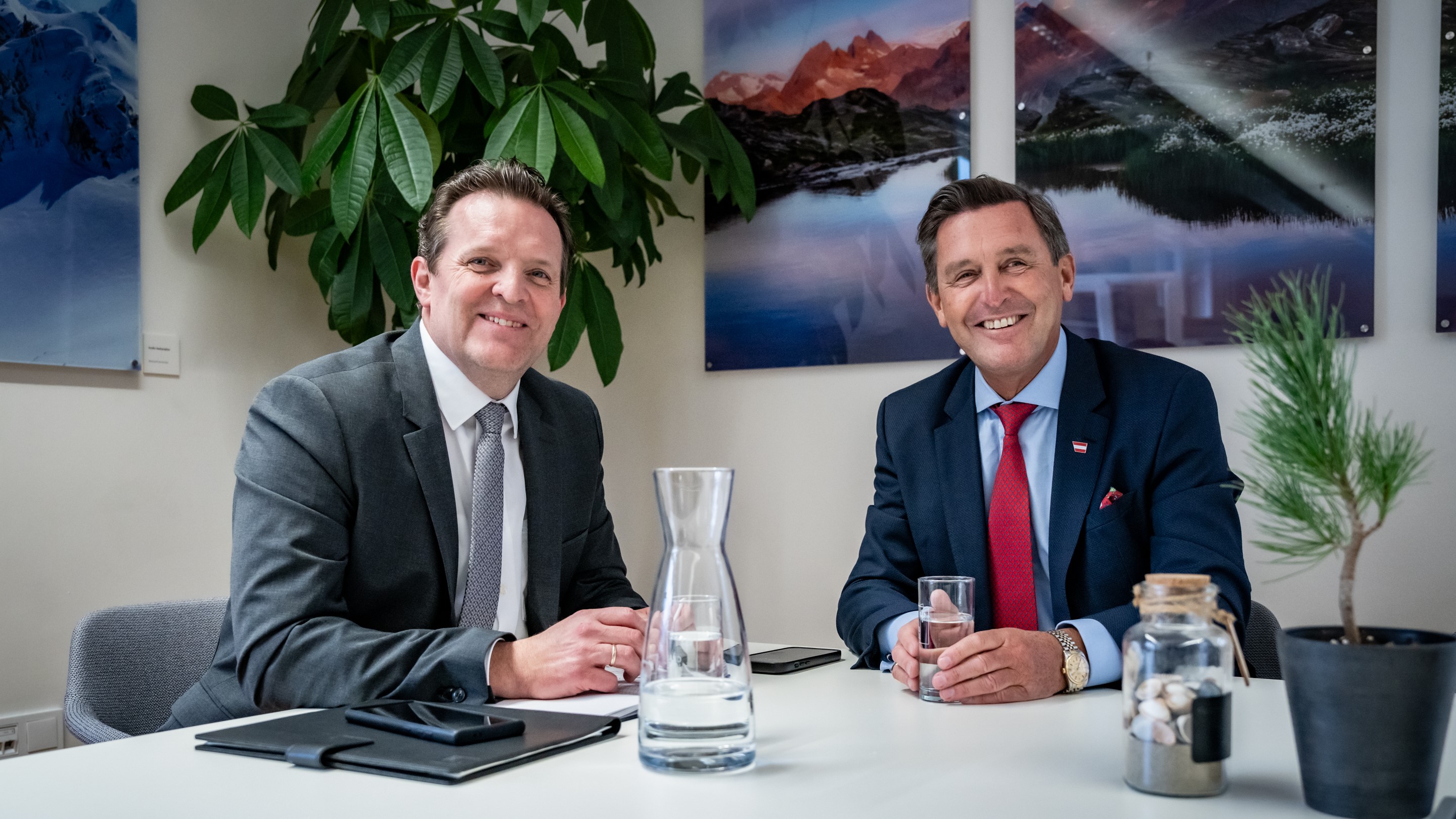 280425 Arbeitsgespräch Rene Zumtobel c Tobias Holzer 05 2