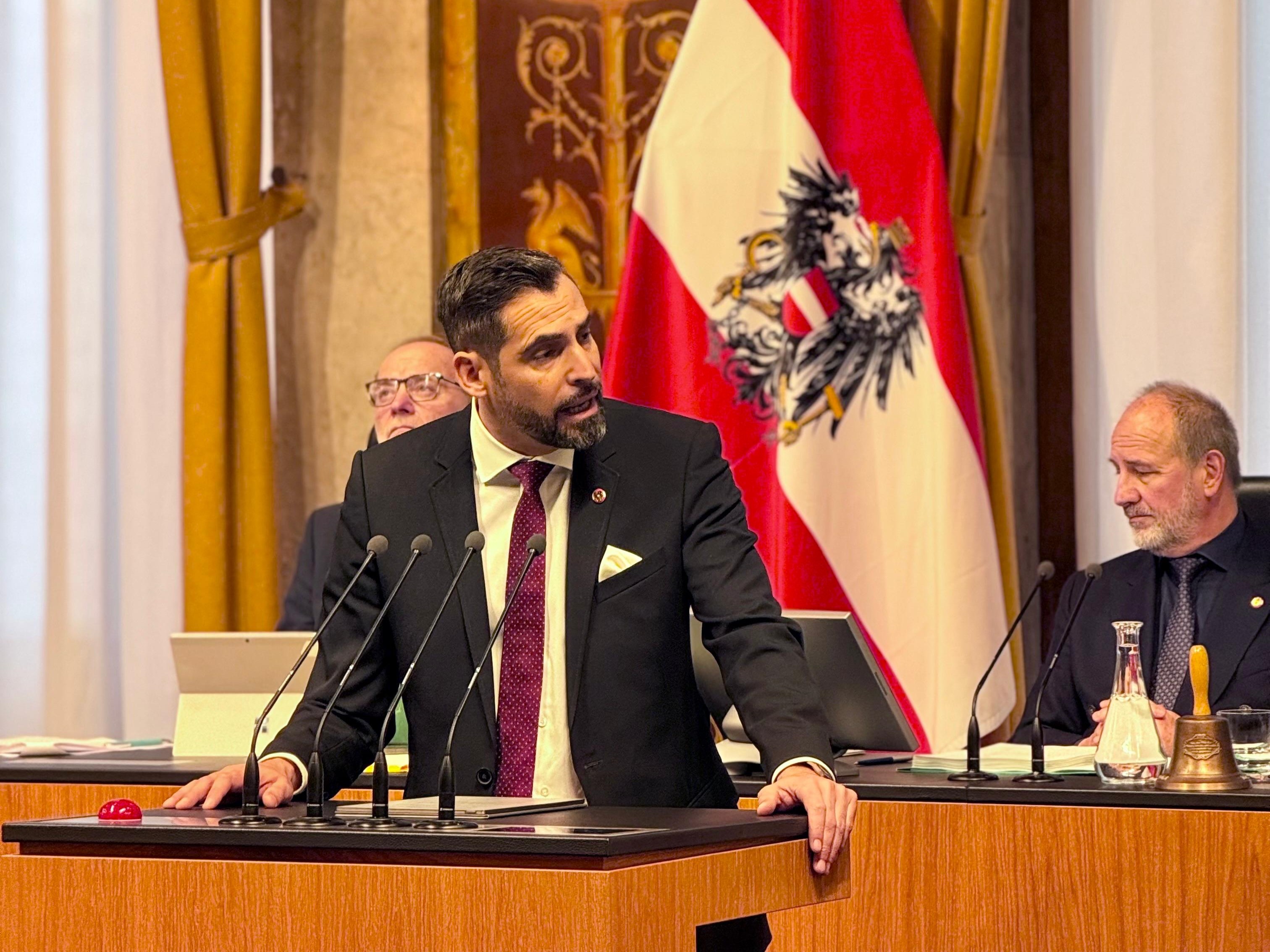 BR Schmid cParlamentQuer