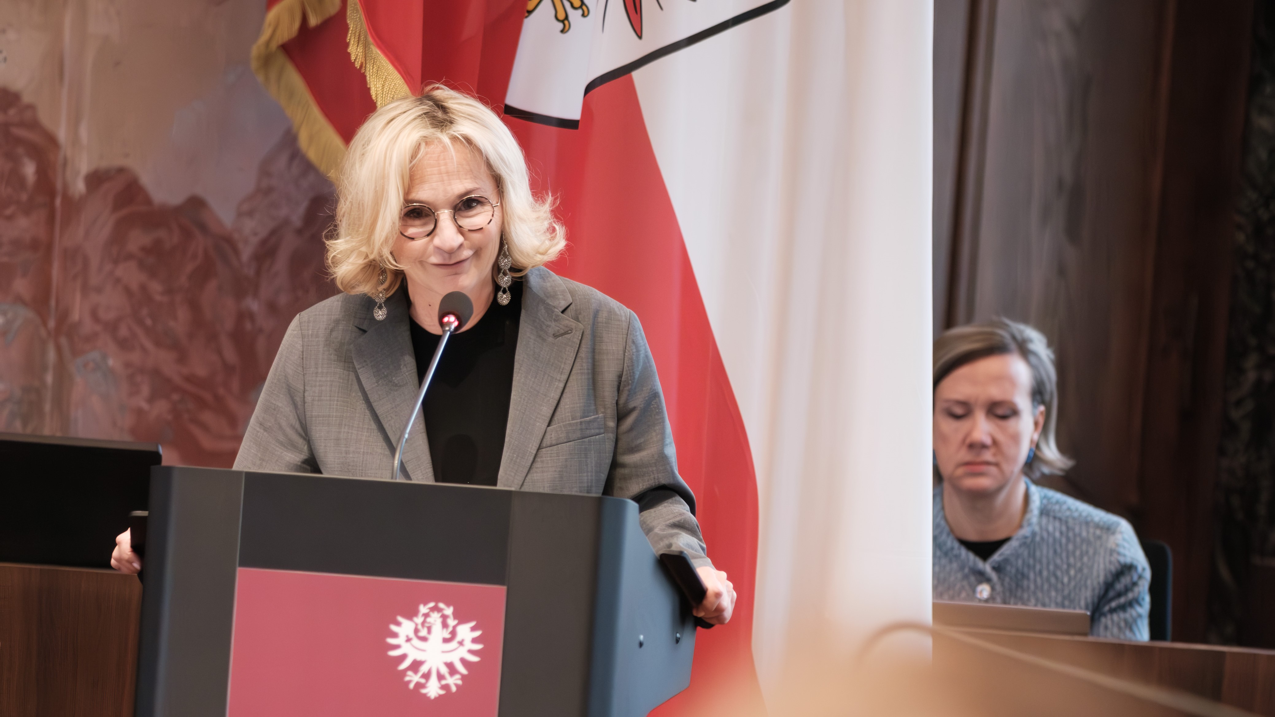 Elisabeth Blanik aktuelle Stunde DSCF6046 Verbessert RR