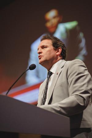 R6__2930.jpg