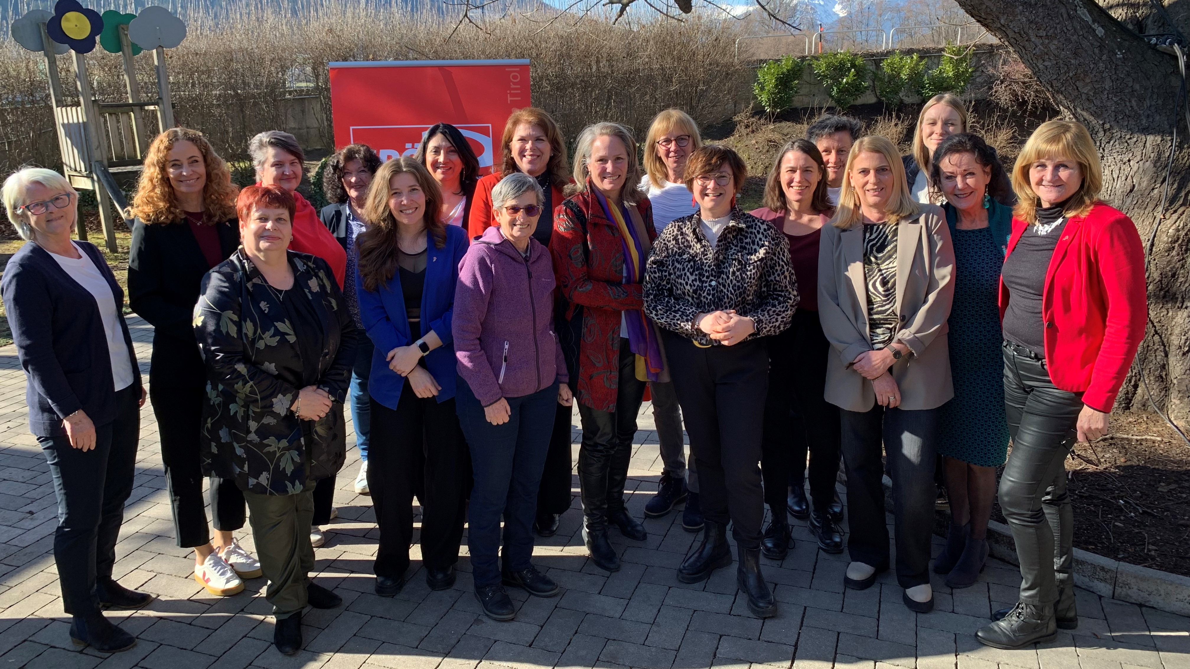 NL FEB25 SPaa Bezirksfrauenkonferenzen IL